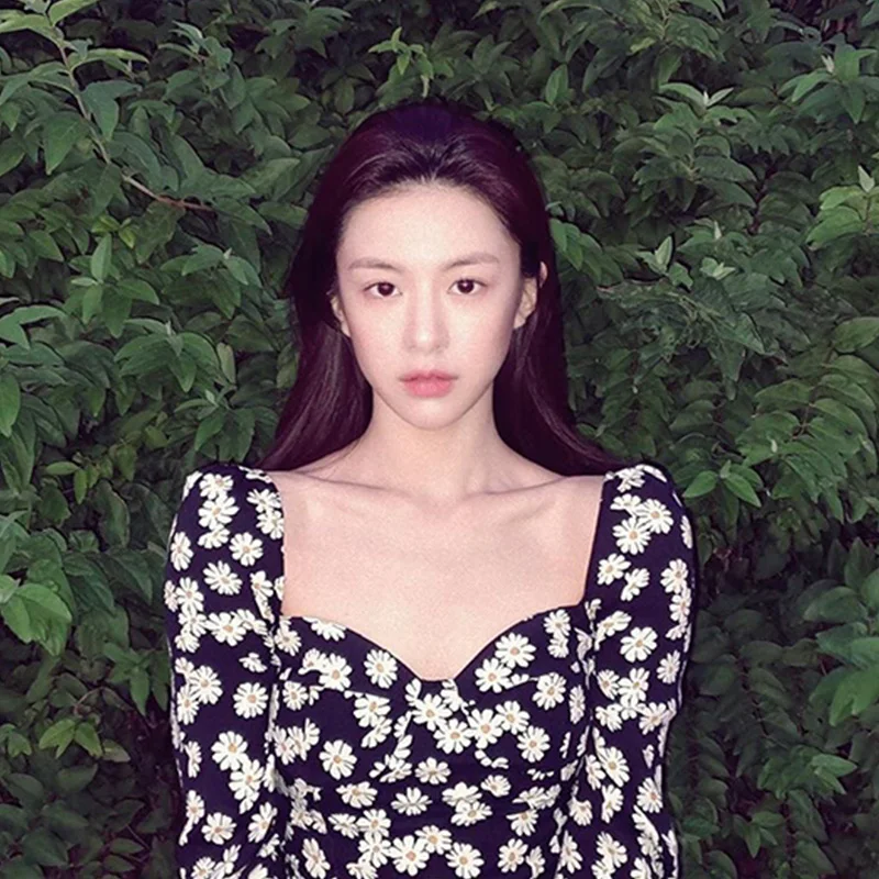 Fashionable EXJR Daisy Print Floral Short Crop Top One Shoulder Chiffon Shirt Spring Summer Commute Style Slim Fit Long Sleeve
Fashionable EXJR Daisy Print Floral Short Crop Top One Shoulder Chiffon Shirt Spring Summer Commute Style Slim Fit Long Sleeve