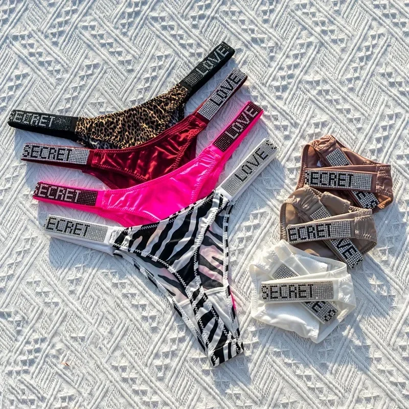 1pc custom diamond letter logo briefs diamond Panty Pearl Women Underwear Lingerie Lace G String crystal Thongs
1pc custom diamond letter logo briefs diamond Panty Pearl Women Underwear Lingerie Lace G String crystal Thongs