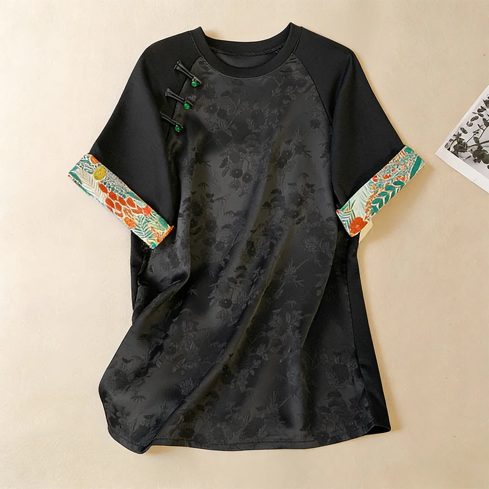 New Chinese Style Short Sleeve T-Shirt plus Size Women's Fashionable Satin Base Shirt Button Design Commute Style round Neck
New Chinese Style Short Sleeve T-Shirt plus Size Women's Fashionable Satin Base Shirt Button Design Commute Style round Neck