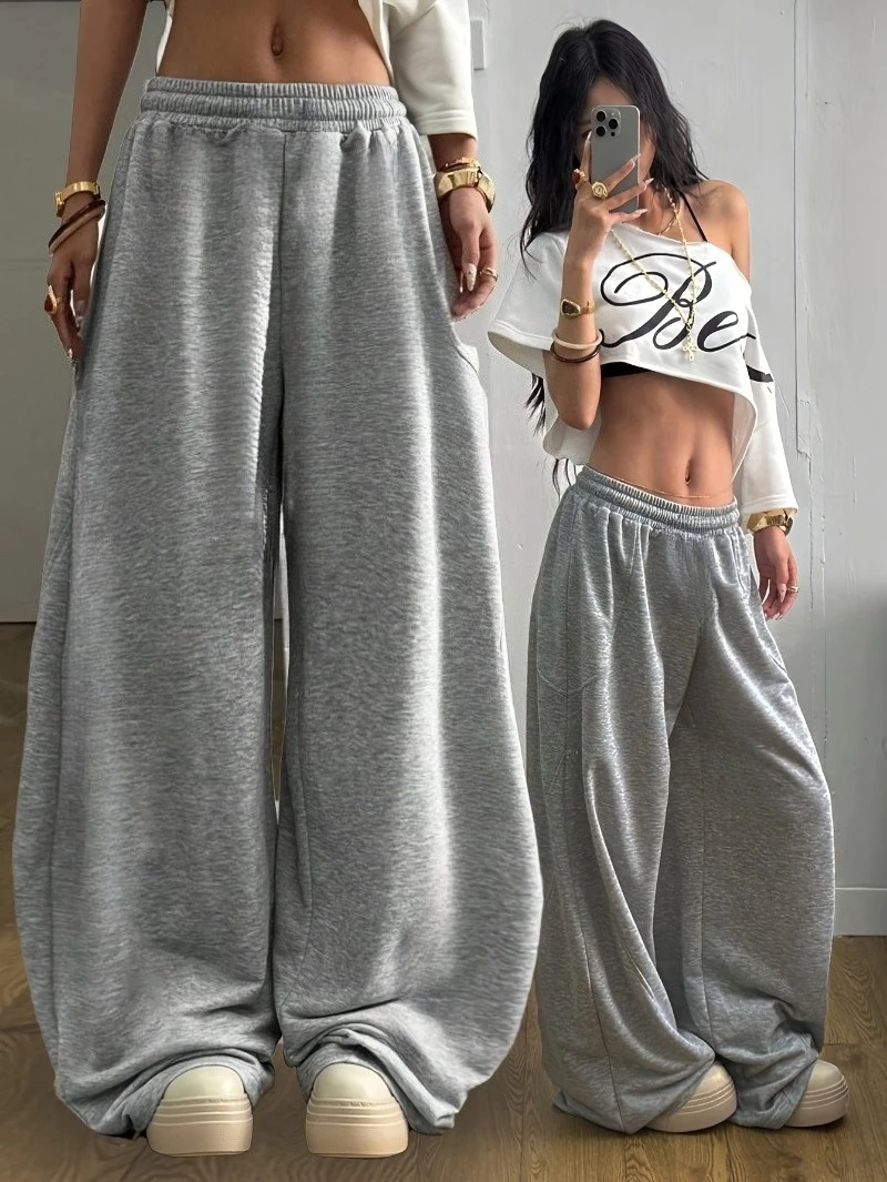 New Women's Loose and Versatile Regular Style Pants, Suitable for Vacation Casual Dance Practice, Street Dance, and Street Style
New Women's Loose and Versatile Regular Style Pants, Suitable for Vacation Casual Dance Practice, Street Dance, and Street Style