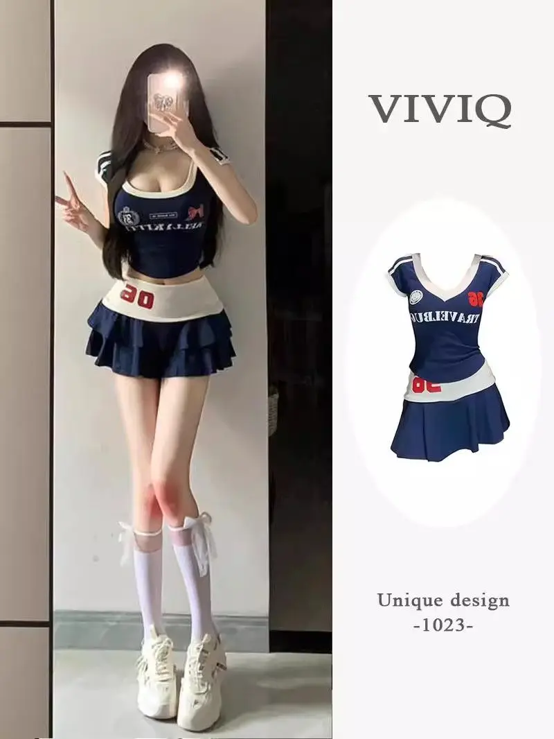 American Style Suit Women's Spring Sexy U-neck Short-sleeved Top High Waist A-line Skirt Two-piece Set Fashion Female Clothes
American Style Suit Women's Spring Sexy U-neck Short-sleeved Top High Waist A-line Skirt Two-piece Set Fashion Female Clothes