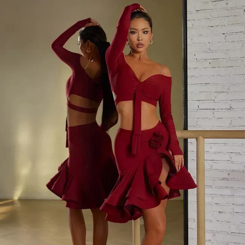 Sexy Off Shoulder Latin Top Ruffled Skirts Latin Dance Costume Stage Performance Clothes Samba Tango Dance Wear Set for Women
Sexy Off Shoulder Latin Top Ruffled Skirts Latin Dance Costume Stage Performance Clothes Samba Tango Dance Wear Set for Women