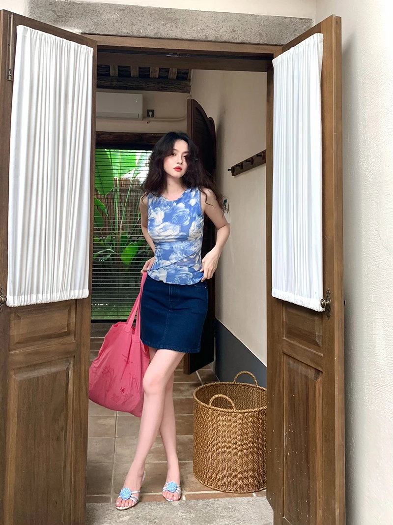 Юбка А-силуэта с высокой талией из чистого хлопкового денима, женская летняя новинка, синяя, с кружевом, винтажная, расклешенная, для повседневной носки
Юбка А-силуэта с высокой талией из чистого хлопкового денима, женская летняя новинка, синяя, с кружевом, винтажная, расклешенная, для повседневной носки