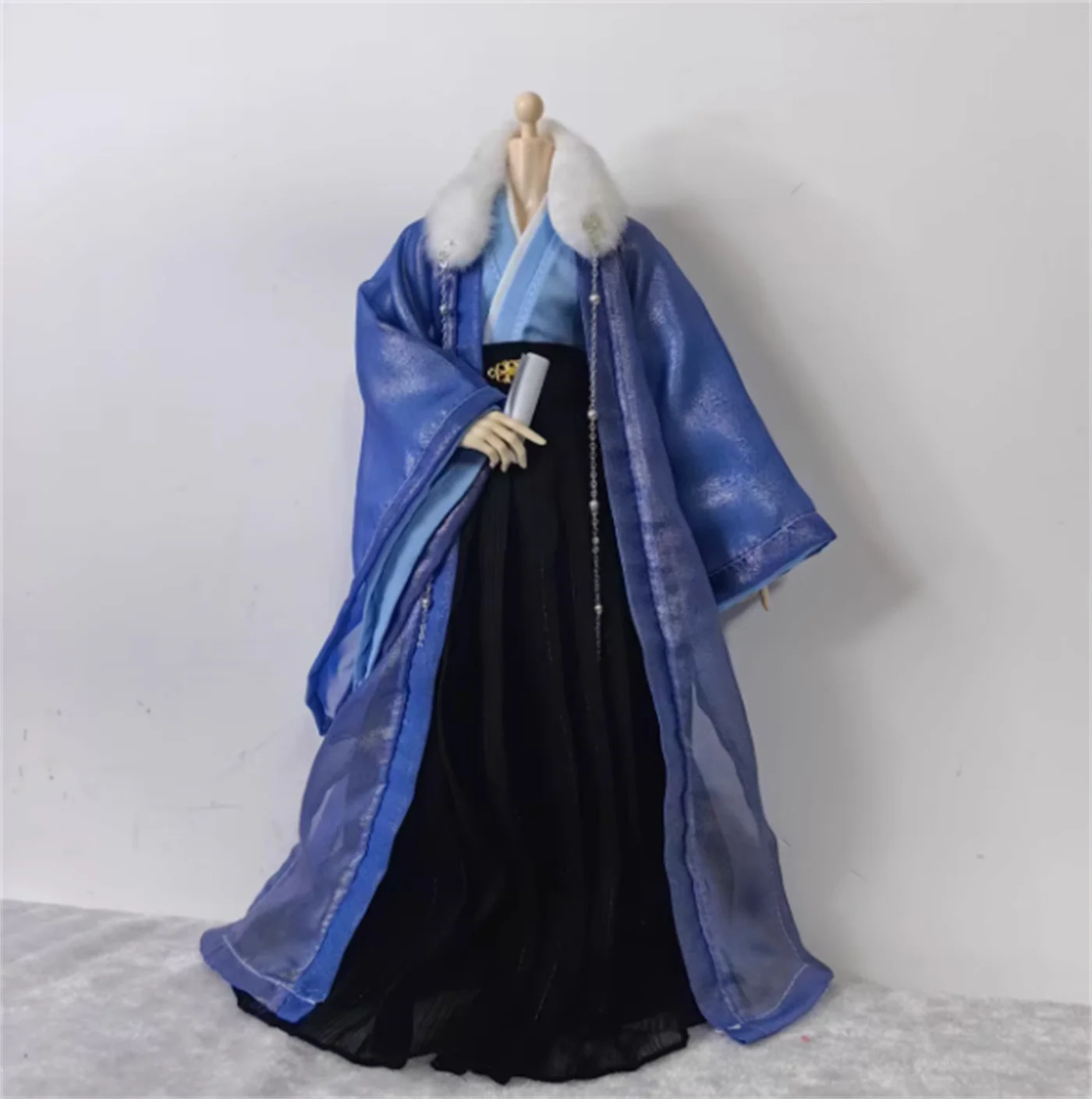 Hanfu Dress1/6 Men Hanfu Ancient Man Outfit costume jacket clothes Coat Shirt Robe Model for 12inch Action Figure Anime Toys
Hanfu Dress1/6 Men Hanfu Ancient Man Outfit costume jacket clothes Coat Shirt Robe Model for 12inch Action Figure Anime Toys