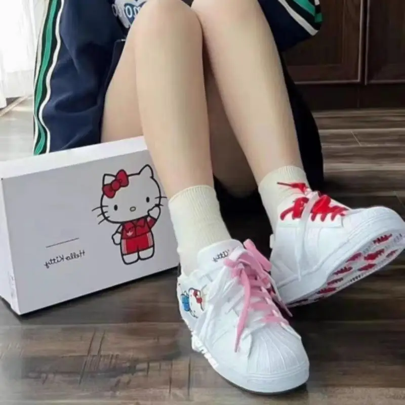 Hello Kitty White Shoes Korean Fashion Simple Board Shoes Hundreds of Classic Couple Shoes Comfortable Board Shoes Girls Gift
Hello Kitty White Shoes Korean Fashion Simple Board Shoes Hundreds of Classic Couple Shoes Comfortable Board Shoes Girls Gift