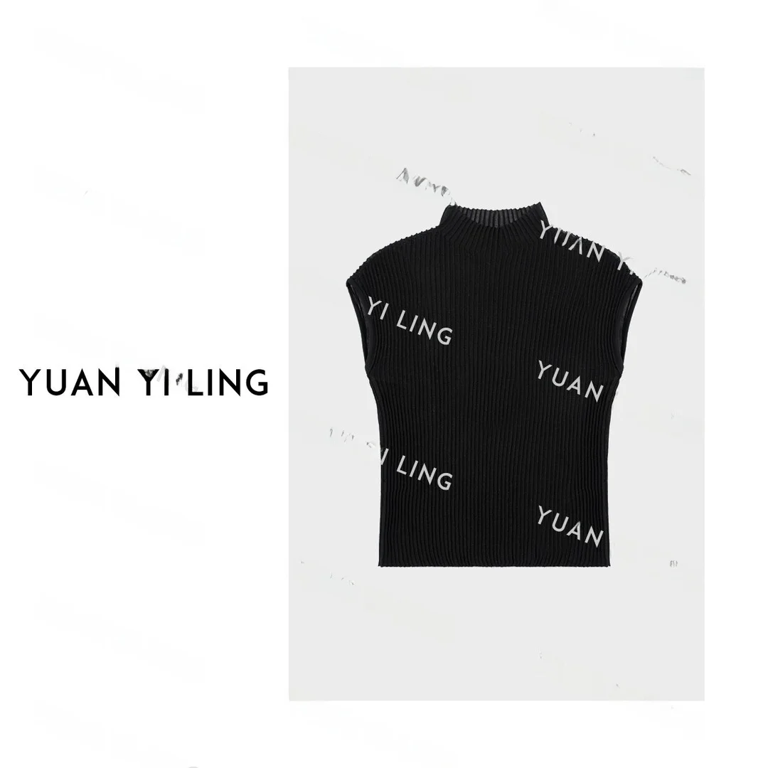 Elegant Minimalist Black Sleeveless Vest for Women Classic Aesthetic Streetwear Comfortable Gentle Top Casual Style
Elegant Minimalist Black Sleeveless Vest for Women Classic Aesthetic Streetwear Comfortable Gentle Top Casual Style