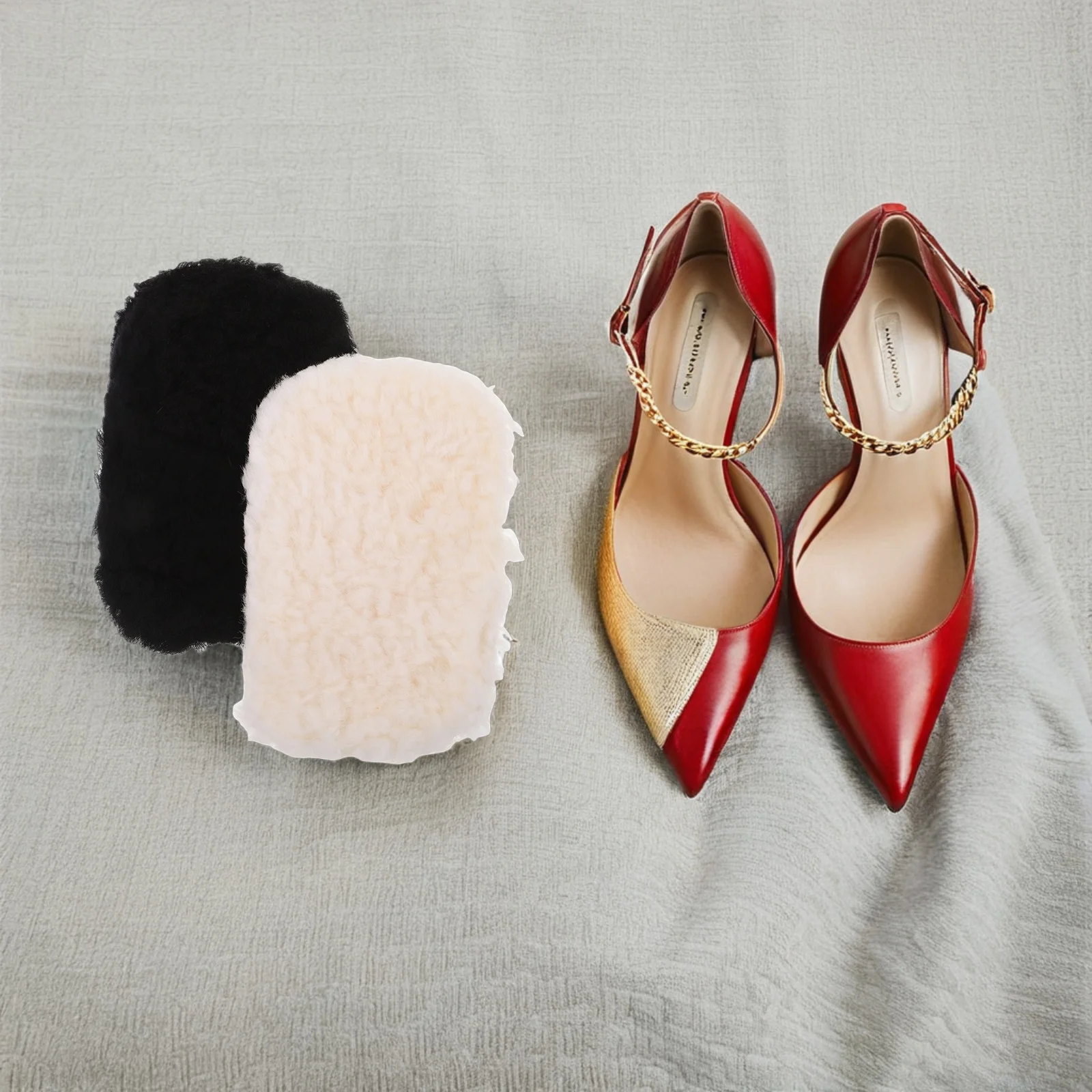 2Pcs Wool Shoe Polish Mittens Soft Shoe Gloves Car Sofa Care Polishing Cloth Shoes Maintenance Glove
2Pcs Wool Shoe Polish Mittens Soft Shoe Gloves Car Sofa Care Polishing Cloth Shoes Maintenance Glove