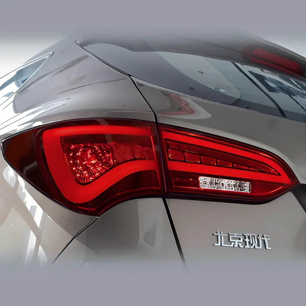 Авто задние фонари для Hyundai Santafe ix45 2013-2016, светодиодные автомобильные задние фонари в сборе, обновление, мигающий сигнальный светильник, аксессуары
Авто задние фонари для Hyundai Santafe ix45 2013-2016, светодиодные автомобильные задние фонари в сборе, обновление, мигающий сигнальный светильник, аксессуары