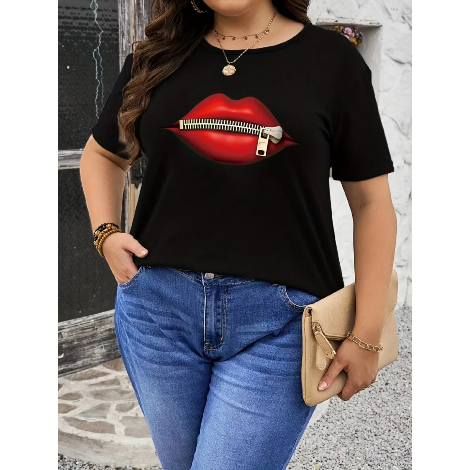 Women's Casual T-Shirt with Geometric Lip Print, Short Sleeve, Round Neck, Spring/Summer Collection
Women's Casual T-Shirt with Geometric Lip Print, Short Sleeve, Round Neck, Spring/Summer Collection