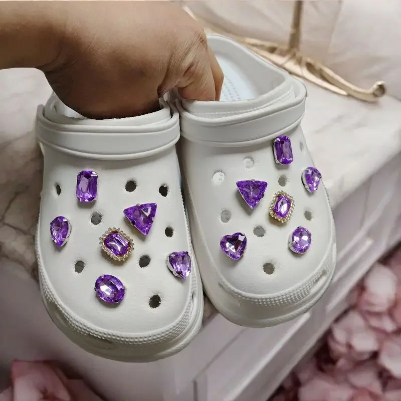 10/12Pcs Shiny Rhinestones Buckle Decoration Shoe Charms Clip Design for Hole Shoes Accessories Kids Women Gift
10/12Pcs Shiny Rhinestones Buckle Decoration Shoe Charms Clip Design for Hole Shoes Accessories Kids Women Gift