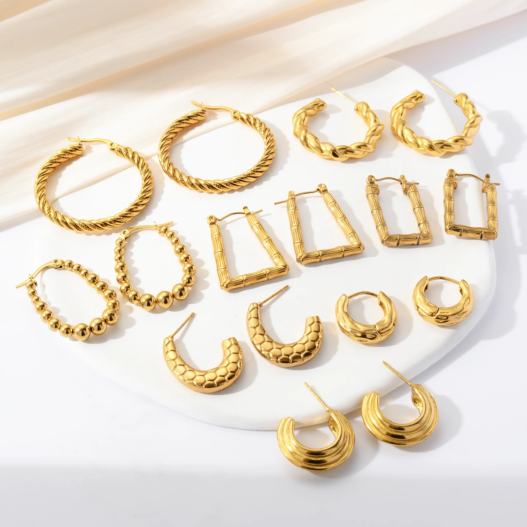 8pcs/Lot U-Shape Geometry Stainless Steel Earring For Women Square Bamboo Jewelry Wholesale Gifts Accessories
8pcs/Lot U-Shape Geometry Stainless Steel Earring For Women Square Bamboo Jewelry Wholesale Gifts Accessories