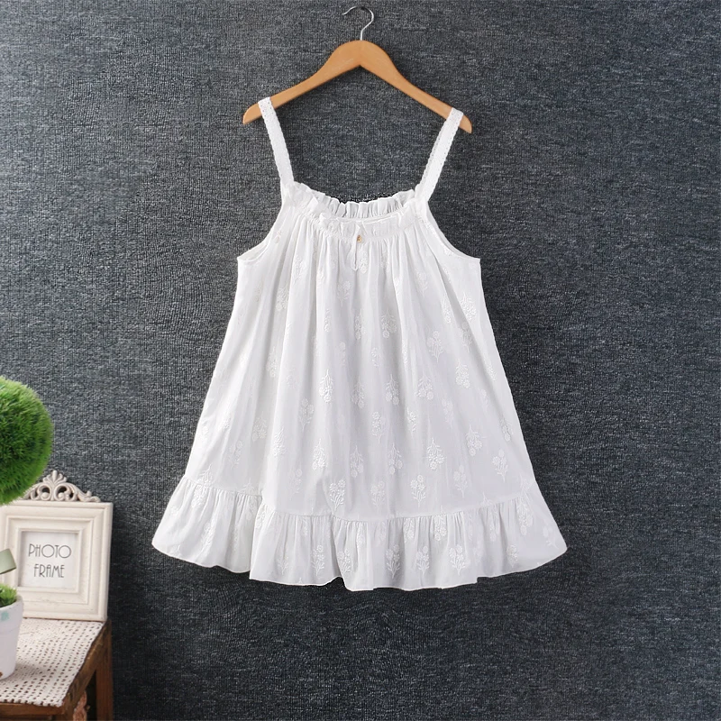 Women Summer New Sweet Mori Girl Embroidery Ruffled Camis Japan Style Solid Color Casual Loose Cute Tank Tops
Women Summer New Sweet Mori Girl Embroidery Ruffled Camis Japan Style Solid Color Casual Loose Cute Tank Tops