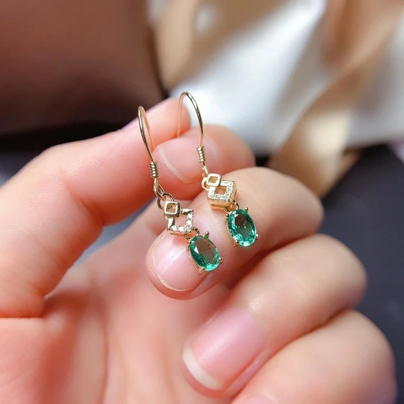 Natural Emerald Earrings 925 Sterling Silver Stud Earrings Classic High Jewelry Women Wedding Gift Wholesale
Natural Emerald Earrings 925 Sterling Silver Stud Earrings Classic High Jewelry Women Wedding Gift Wholesale
