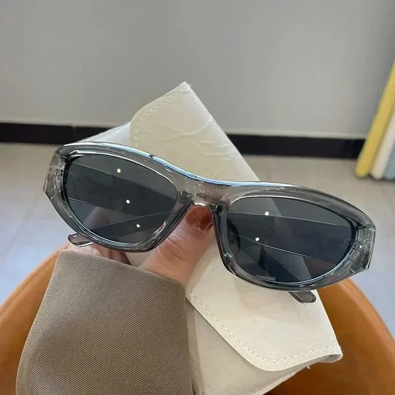New Y2K Sports Punk Sunglasses Oval Goggle Brand Designer Women Men Luxury Sun Glasses UV400 Colorful Mirror Fashion Eyewear
New Y2K Sports Punk Sunglasses Oval Goggle Brand Designer Women Men Luxury Sun Glasses UV400 Colorful Mirror Fashion Eyewear
