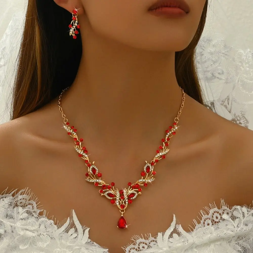 Bridal Shining Rhinestone Jewelry Set Water Drop Crystal Earrings Exquisite Luxury Necklace Banquet
Bridal Shining Rhinestone Jewelry Set Water Drop Crystal Earrings Exquisite Luxury Necklace Banquet