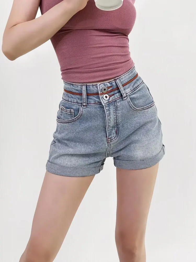 High waist denim shorts women 2024 new summer retro slim fit all-match straight casual pants rolled-up hot pants
High waist denim shorts women 2024 new summer retro slim fit all-match straight casual pants rolled-up hot pants