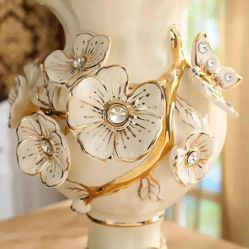 European Style, Ceramics, Vases, Ornaments, Living Room, Tabletop, High-end, Home Furnishings, Accessories, Decoration, Artworks
European Style, Ceramics, Vases, Ornaments, Living Room, Tabletop, High-end, Home Furnishings, Accessories, Decoration, Artworks