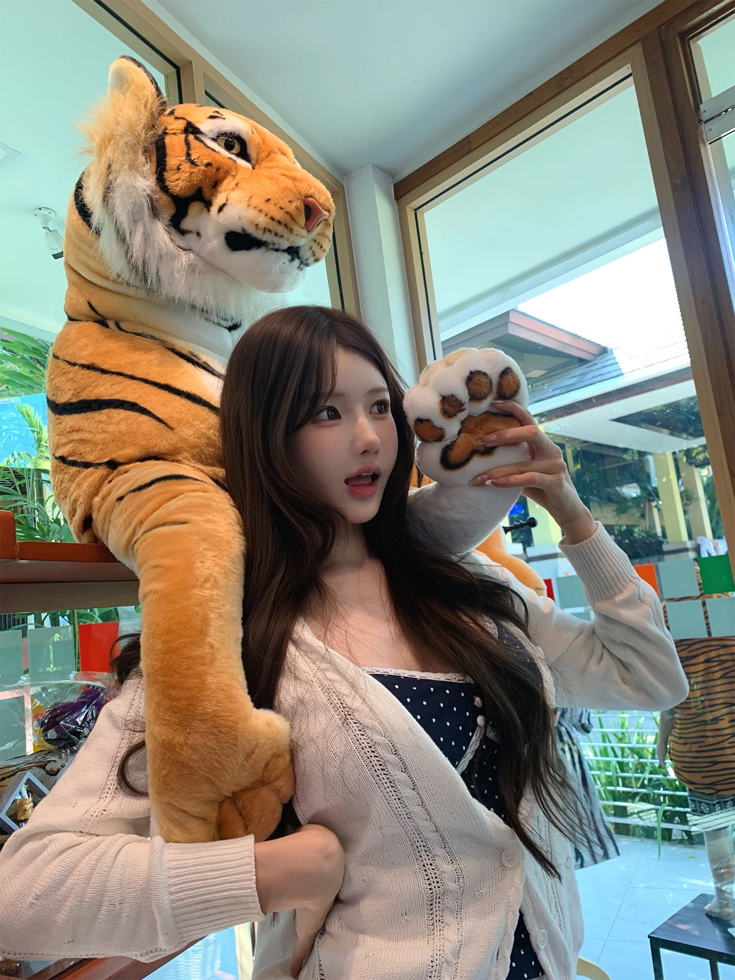 Bigking Soft Korean Sle Early Spring Lazy White V-ne Knitted Open Cardigan Women's Loose Fit Long Sve Cotton Coat
Bigking Soft Korean Sle Early Spring Lazy White V-ne Knitted Open Cardigan Women's Loose Fit Long Sve Cotton Coat