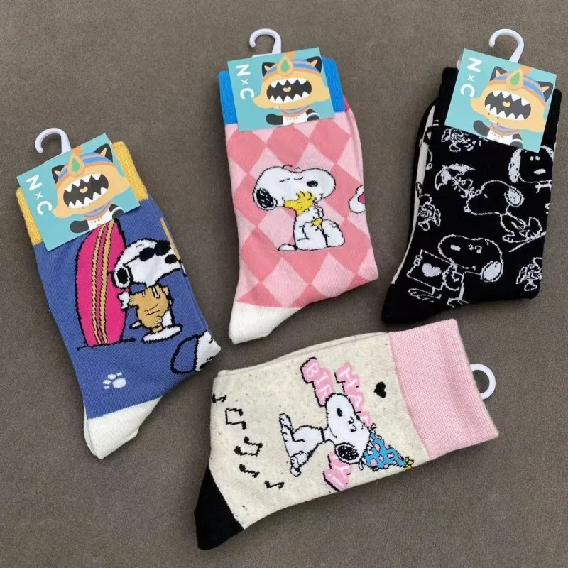 New Snoopy Cartoon Cute Cotton Socks Anime Peripheral Creative Personalized Fashionable Mid-calf Socks for Boys and Girls Gifts
New Snoopy Cartoon Cute Cotton Socks Anime Peripheral Creative Personalized Fashionable Mid-calf Socks for Boys and Girls Gifts