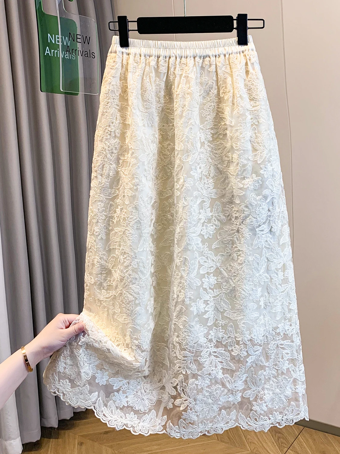 Casual Style Embroidered Lace A-Line Skirt Mid-Length plus Size Women's Slimming Summer Spring Cotton Linen Half-length Skirt
Casual Style Embroidered Lace A-Line Skirt Mid-Length plus Size Women's Slimming Summer Spring Cotton Linen Half-length Skirt