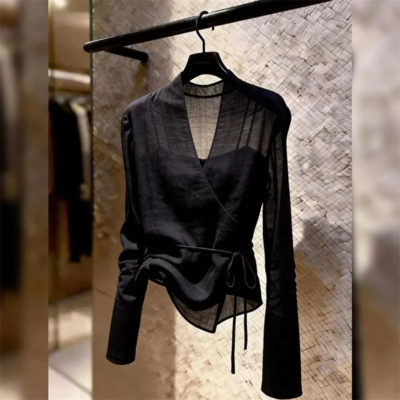 Sunscreen Shirt Tops Women's Shirts Blouse 2026 Summer New Long Sleeves Temperament Top Shirt Korean Women Receive High Praise
Sunscreen Shirt Tops Women's Shirts Blouse 2026 Summer New Long Sleeves Temperament Top Shirt Korean Women Receive High Praise