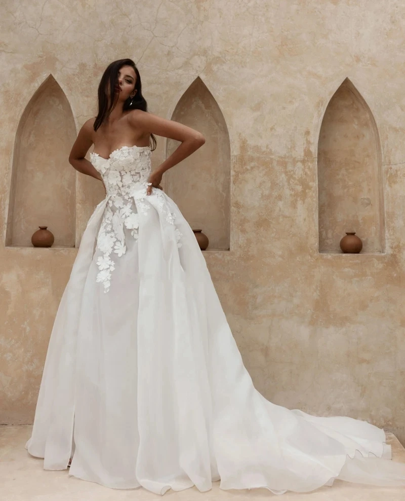 Romantic Wedding Dresses Vintage Bridal Gowns For Formal Party 2024 Sleeveless Backless Sexy Robes A-Line Vestidos De Novia 2023
Romantic Wedding Dresses Vintage Bridal Gowns For Formal Party 2024 Sleeveless Backless Sexy Robes A-Line Vestidos De Novia 2023