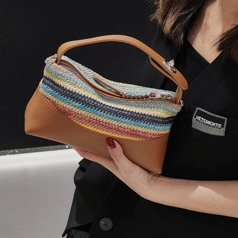 Trendy new fashion casual contrasting striped woven bag, women's small square bag, versatile crossbody bag for commuting tempera
Trendy new fashion casual contrasting striped woven bag, women's small square bag, versatile crossbody bag for commuting tempera
