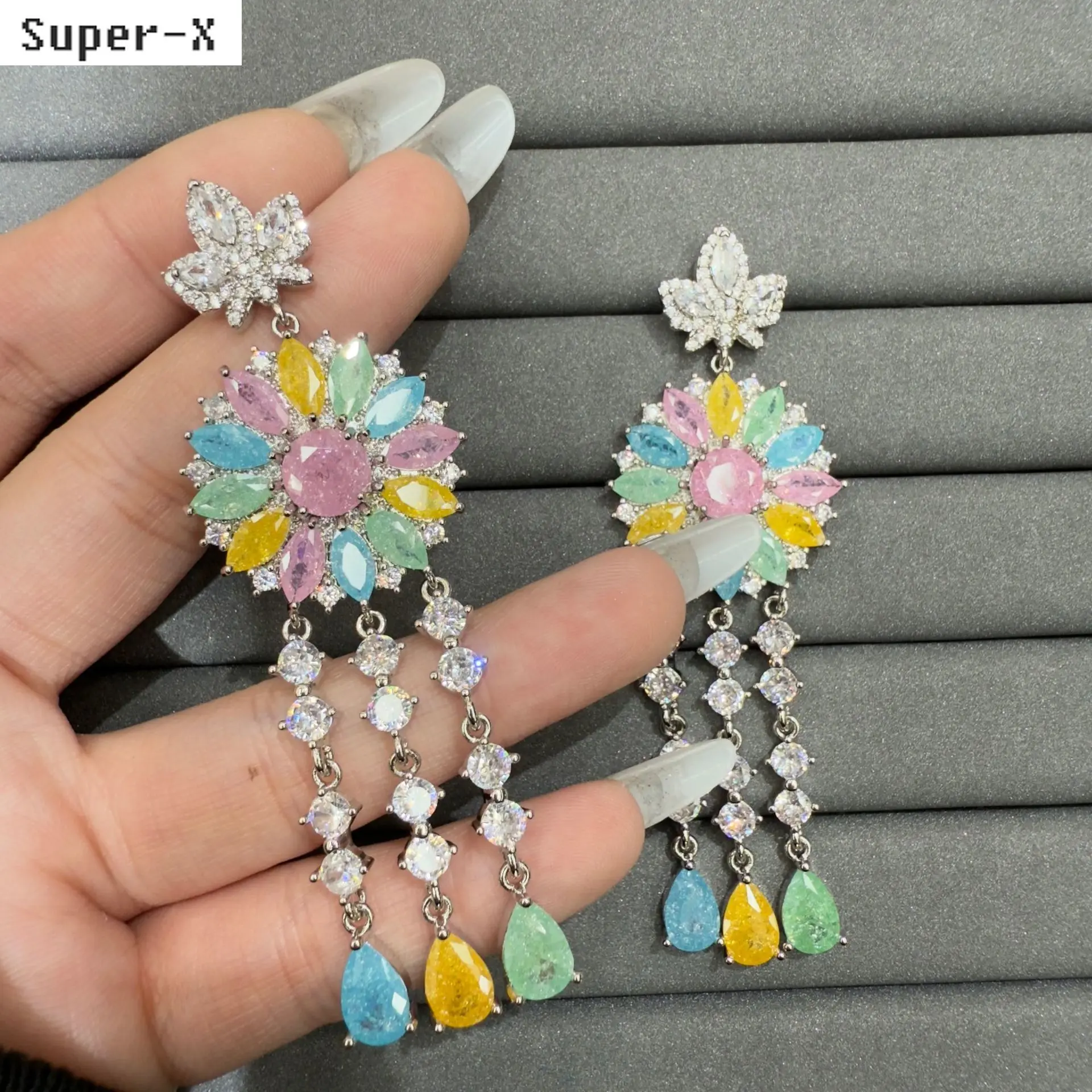 Gorgeous cubic zirconia earrings for women gala event wedding party long earrings flower teardrop chain pink yellow blue fushia
Gorgeous cubic zirconia earrings for women gala event wedding party long earrings flower teardrop chain pink yellow blue fushia
