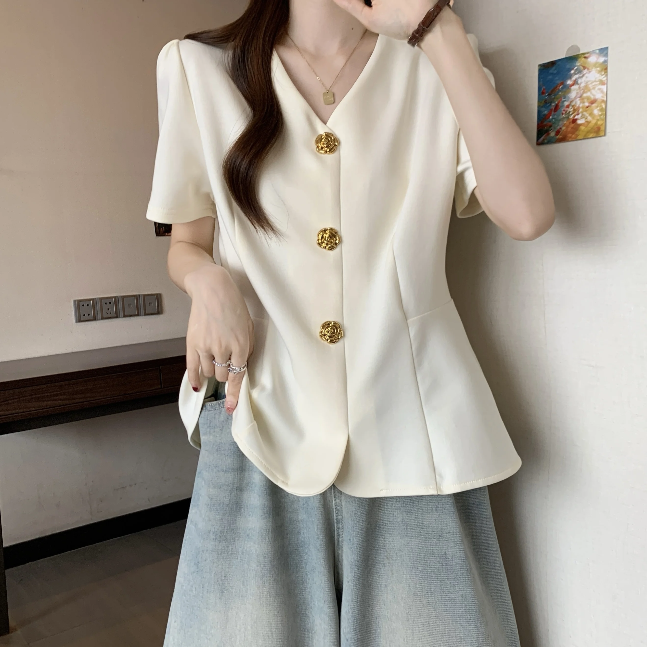 plus Size Women's Summer New V-Ne Slimming T-irt ort Sve oulder Width Regular Korean Sle Commute Casual Top
plus Size Women's Summer New V-Ne Slimming T-irt ort Sve oulder Width Regular Korean Sle Commute Casual Top