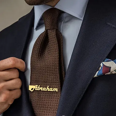 Benzersiz isimli kravat iğnesi, paslanmaz çelik kişiselleştirilmiş harfli kol düğmeleri, düğün broşu, erkek moda aksesuarı, erkeğe hediye