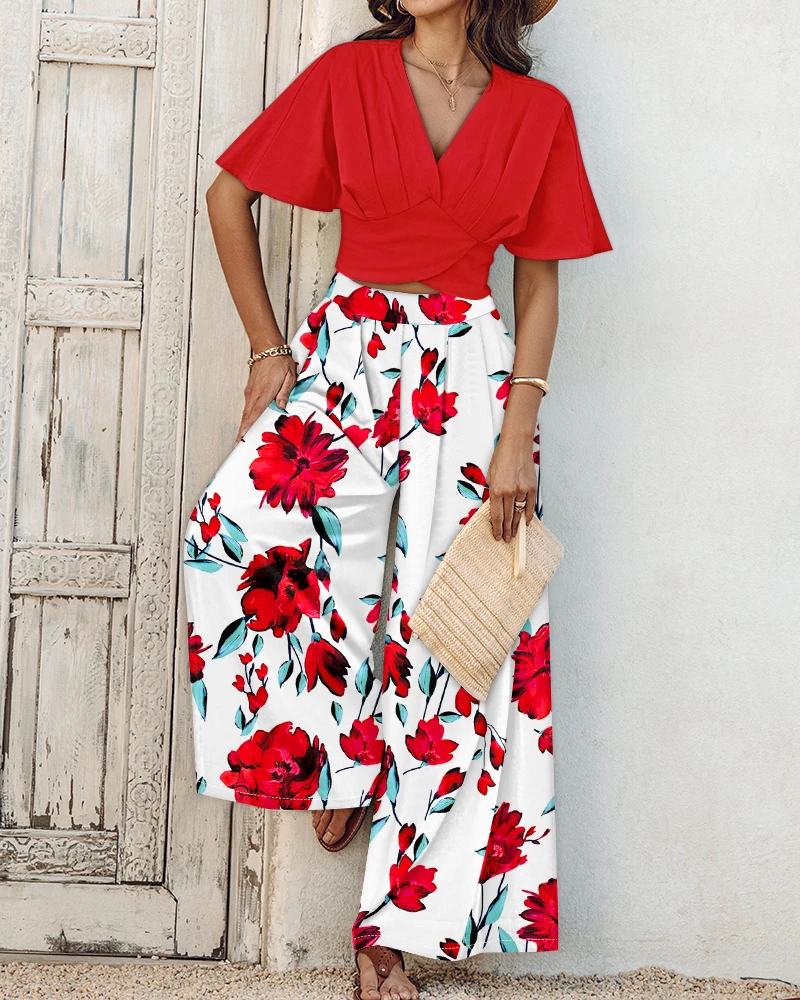 Sexy Elegant 2 Pieces Outfit Plain V Neck Short Sleeve Ruched Top and Casual Floral Print Wide Leg Pants Set with Pockets
Sexy Elegant 2 Pieces Outfit Plain V Neck Short Sleeve Ruched Top and Casual Floral Print Wide Leg Pants Set with Pockets