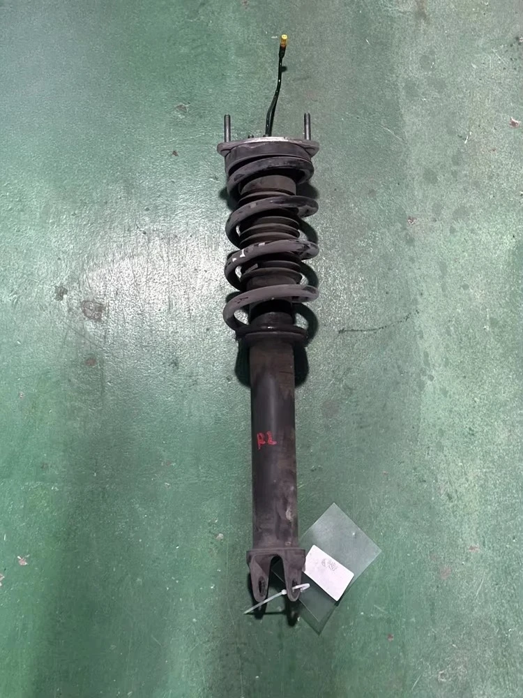 Original 2019-2024 Pors-che 911 992 Suspension Rear Shock Absorber Metal OE: 992513031F
Original 2019-2024 Pors-che 911 992 Suspension Rear Shock Absorber Metal OE: 992513031F