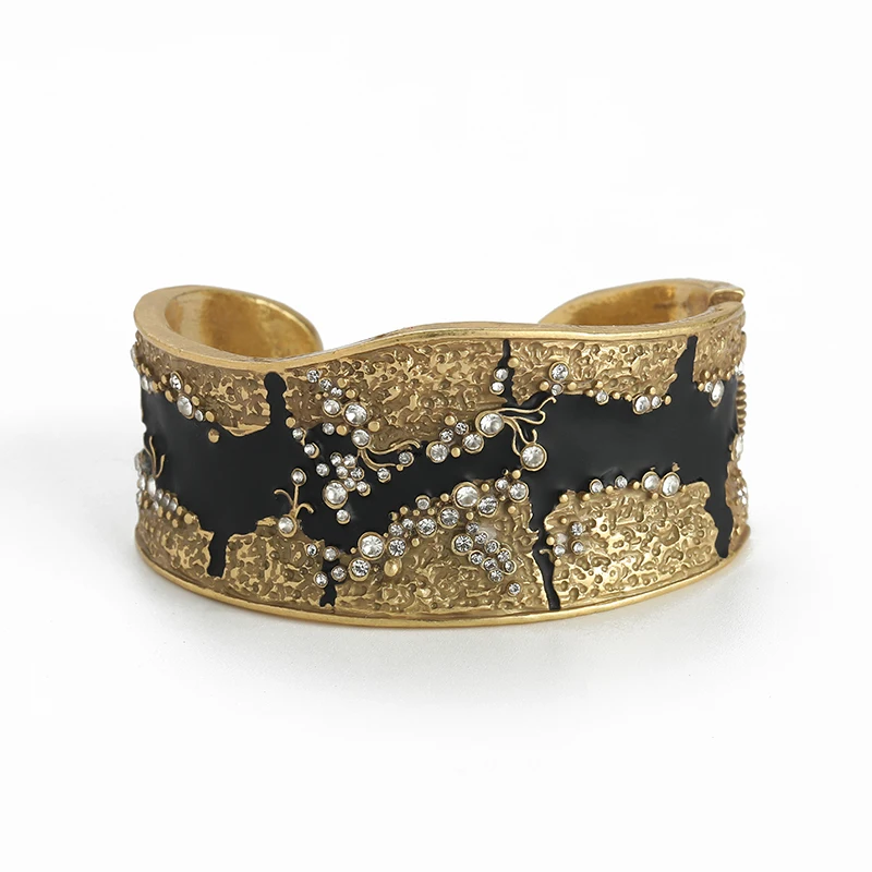 Vintage Jewelry For Women Cuff Bracelets Bangles Antique Gold Color Black Pattern Luxury Designer High Quality Summer Trendy
Vintage Jewelry For Women Cuff Bracelets Bangles Antique Gold Color Black Pattern Luxury Designer High Quality Summer Trendy