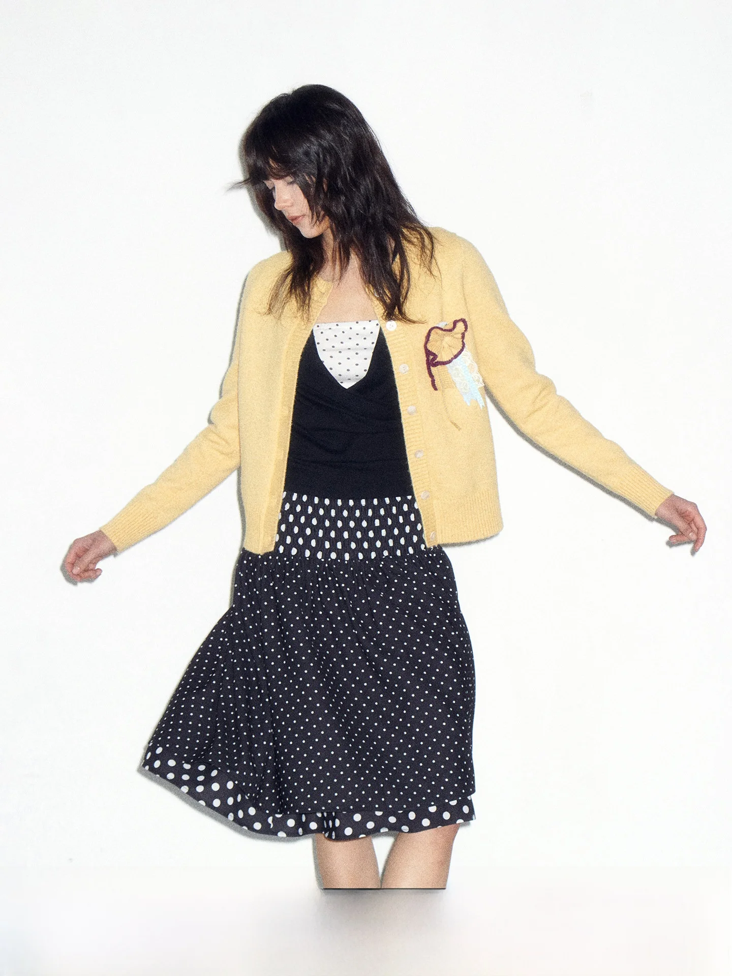 Short Wave Polka Dot Paneling Hierarchy Tube Top Two Wear Half Skirt Women's Fashion Spring Season Loose Fit A-Line Skirt
Short Wave Polka Dot Paneling Hierarchy Tube Top Two Wear Half Skirt Women's Fashion Spring Season Loose Fit A-Line Skirt