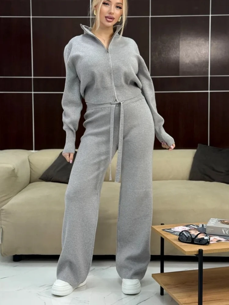 New Autumn Winter Zip Up Knit Set Trendy Slim Fit Cardigan Pants Chic Commuting Sweater Outfit two piece sets womens outifits
New Autumn Winter Zip Up Knit Set Trendy Slim Fit Cardigan Pants Chic Commuting Sweater Outfit two piece sets womens outifits