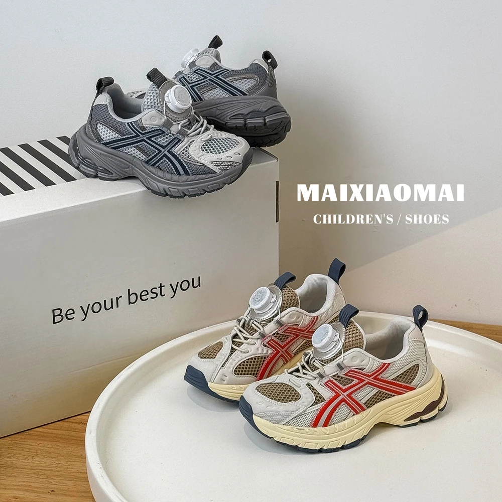 Maixiaomai children's shoes lightweight breathable kid's jogging shoes summer new rotating buckle boys and girls sneakers 91191
Maixiaomai children's shoes lightweight breathable kid's jogging shoes summer new rotating buckle boys and girls sneakers 91191