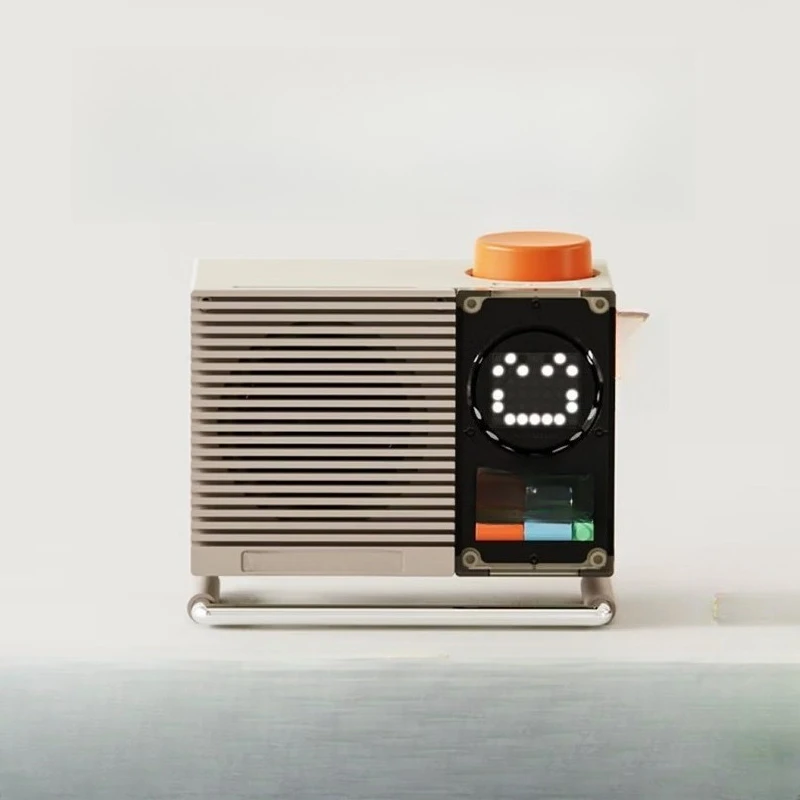 Bluetooth speaker, high-quality computer stereo, small outdoor portable gift, retro white one.
Bluetooth speaker, high-quality computer stereo, small outdoor portable gift, retro white one.