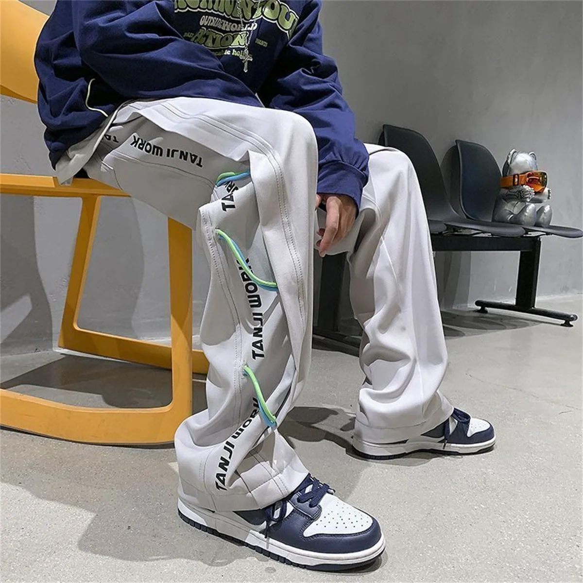 2026 Fashion Trends Men's Casual Pants Processing Pants Thin Loose Exercise Oversized Elastic Breathable and Ventilated Pants
2026 Fashion Trends Men's Casual Pants Processing Pants Thin Loose Exercise Oversized Elastic Breathable and Ventilated Pants