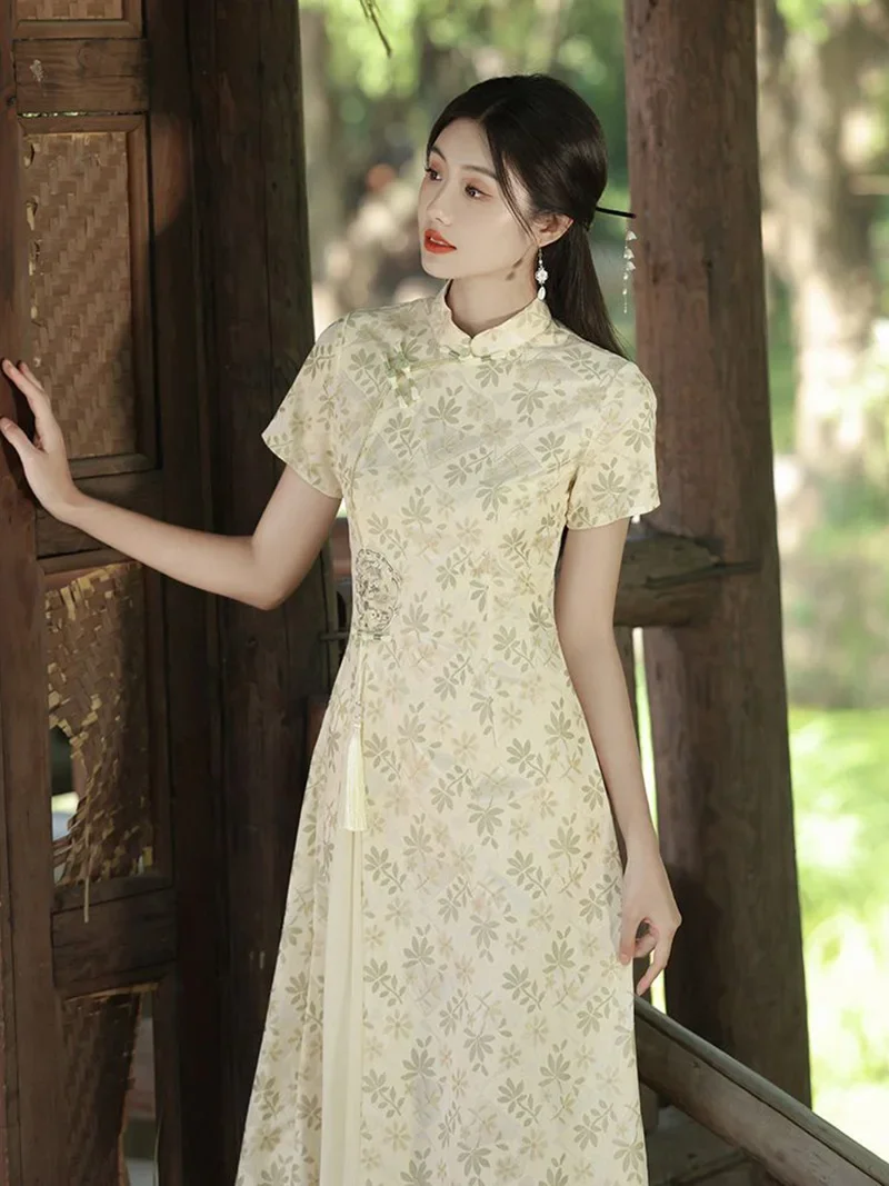 Women Green Embroidery Cheongsam Dress Vintage Chinese Traditional Short Sleeve Dresses High-end Slim Autumn Qipao S To XXL
Women Green Embroidery Cheongsam Dress Vintage Chinese Traditional Short Sleeve Dresses High-end Slim Autumn Qipao S To XXL