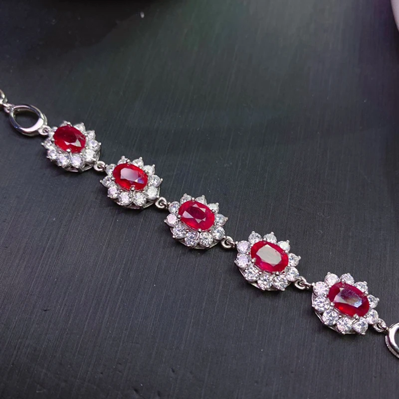 Natural Ruby Bracelet for women silver 925 jewelry luxury gem stones 18k gold plated free shiping items
Natural Ruby Bracelet for women silver 925 jewelry luxury gem stones 18k gold plated free shiping items