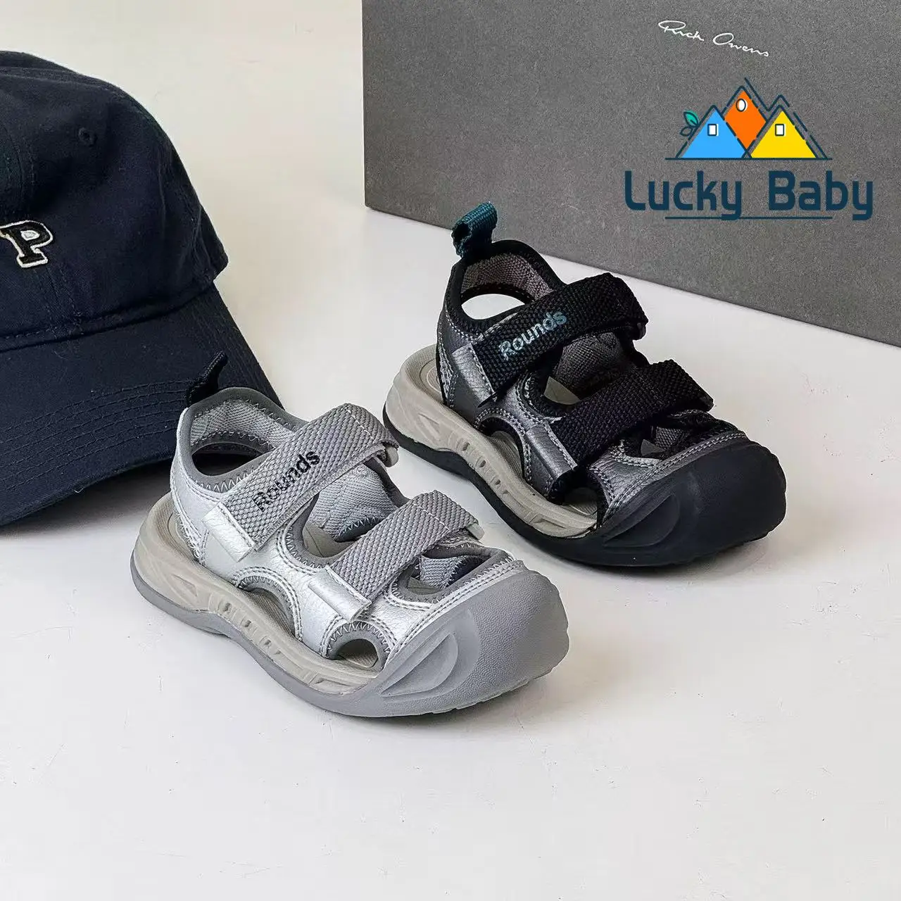 New Style 2026 Summer Beach Water Children Sandals Fashion Shoes Outdoor Non-slip Soft Bottom Shading Leather Comfortable
New Style 2026 Summer Beach Water Children Sandals Fashion Shoes Outdoor Non-slip Soft Bottom Shading Leather Comfortable