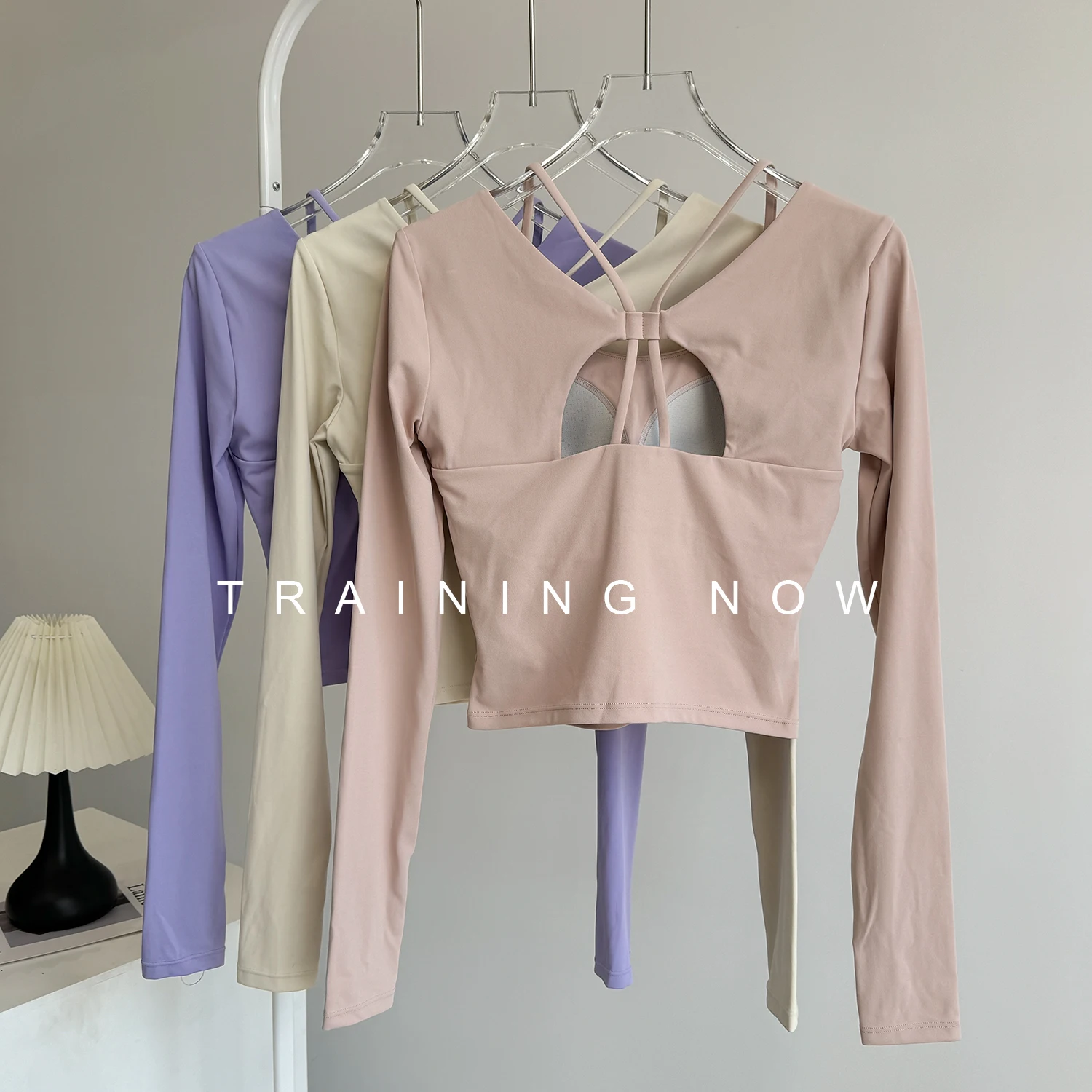 Beautiful back yoga clothes tops for women beautiful all-in-one long-sleeved advanced sports and fitness training clothes for
Beautiful back yoga clothes tops for women beautiful all-in-one long-sleeved advanced sports and fitness training clothes for