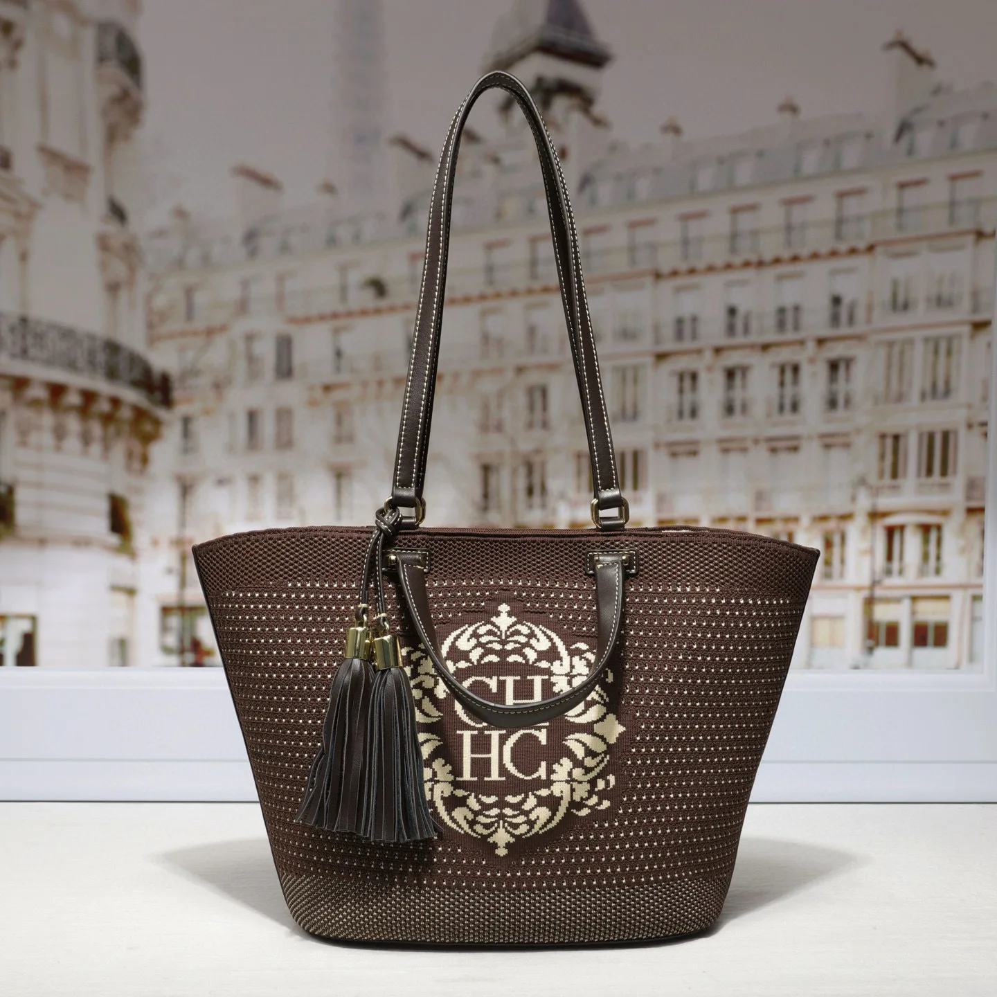 Women's Shoulder Bag Large Capacity Tote Handbag, Stylish Casual Purse for Daily Shopping & Travel, Trendy 2026 Summer Accessory
Women's Shoulder Bag Large Capacity Tote Handbag, Stylish Casual Purse for Daily Shopping & Travel, Trendy 2026 Summer Accessory