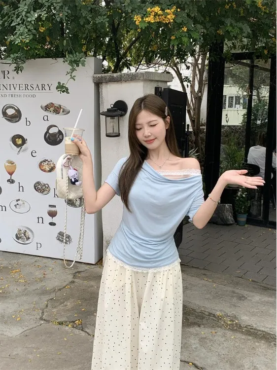 plus Size Lace Splice Short Sleeve T-Shirt Slimming Pure Desire Style Summer New Fashion Women's Top Korean Style Straight Cut
plus Size Lace Splice Short Sleeve T-Shirt Slimming Pure Desire Style Summer New Fashion Women's Top Korean Style Straight Cut