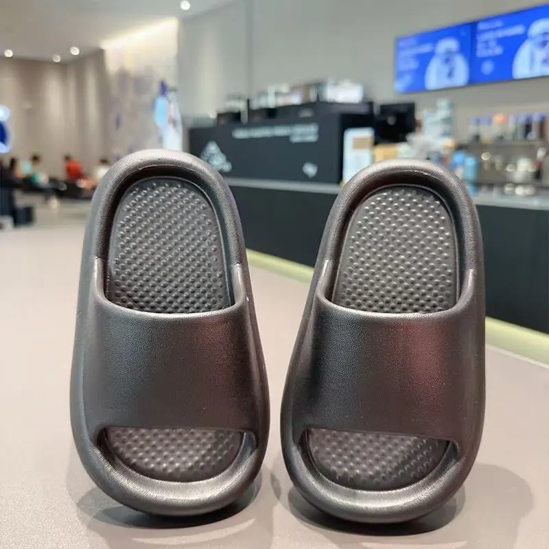 Toddler Boys Girls Non Slip EVA Slippers Lightweight Anti Odor Indoor Outdoor Versatile Sandals 3-6 Years
Toddler Boys Girls Non Slip EVA Slippers Lightweight Anti Odor Indoor Outdoor Versatile Sandals 3-6 Years