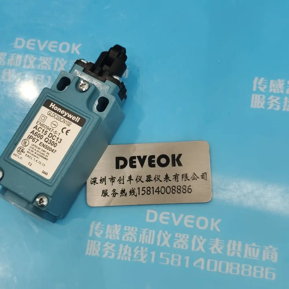 Концевой выключатель Honeywell GLDC03CN102 GLDC03CN102, 1 шт., Новое поступление в коробке, Ускоренная доставка
Концевой выключатель Honeywell GLDC03CN102 GLDC03CN102, 1 шт., Новое поступление в коробке, Ускоренная доставка