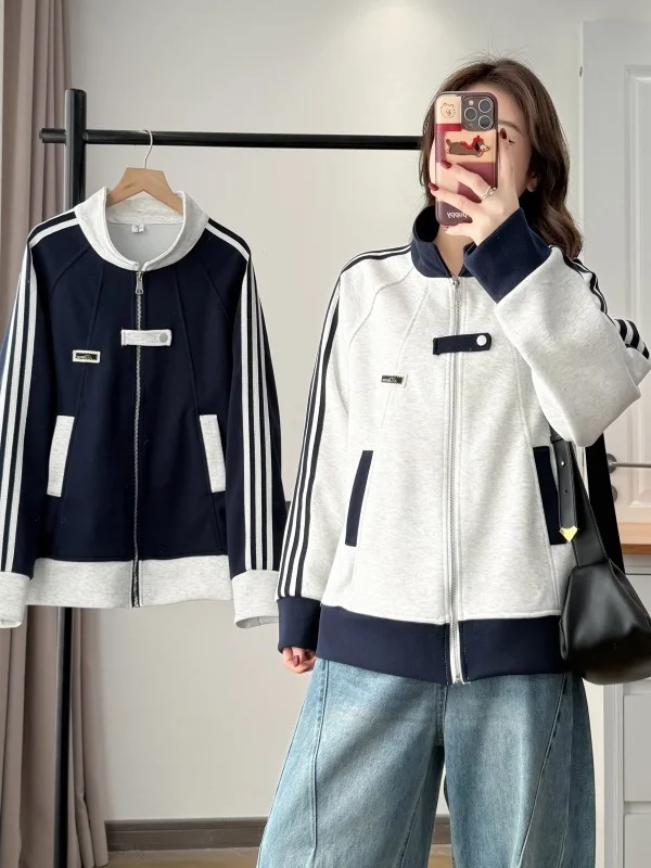 American College Style Striped Sleeve Baseball Jacket Large Size Zipper Open Cardigan Color Block Sports Coat for Women
American College Style Striped Sleeve Baseball Jacket Large Size Zipper Open Cardigan Color Block Sports Coat for Women