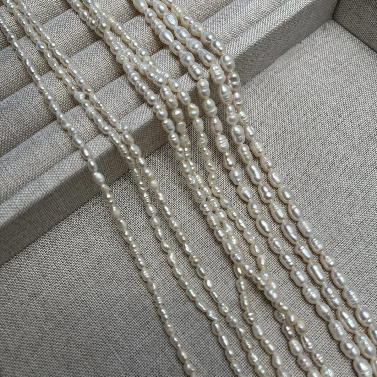 2-5mm Natural Freshwater Pearl A Rice Beads Charms for DIY Women Men Necklace Bracelets Jewelry Making Supplies Accessories
2-5mm Natural Freshwater Pearl A Rice Beads Charms for DIY Women Men Necklace Bracelets Jewelry Making Supplies Accessories