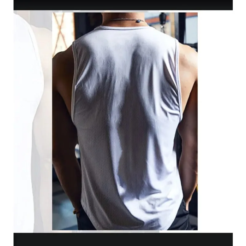 Men loose and comfortable wide shoulder camisole casual sleeveless T-shirt men 2026 summer new running vest
Men loose and comfortable wide shoulder camisole casual sleeveless T-shirt men 2026 summer new running vest