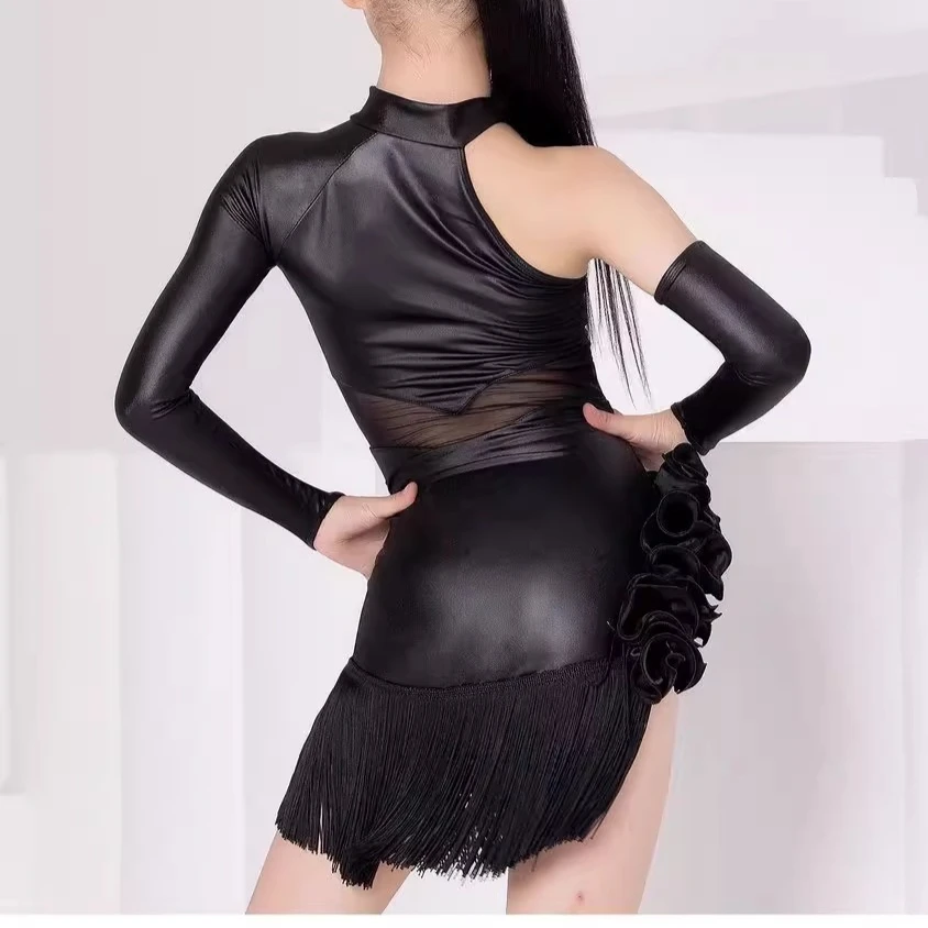 Girls Latin Performance Costume One-Sleeve Black Fringe Skirt Kids Samba Cha-cha Competition Training Dancewear
Girls Latin Performance Costume One-Sleeve Black Fringe Skirt Kids Samba Cha-cha Competition Training Dancewear